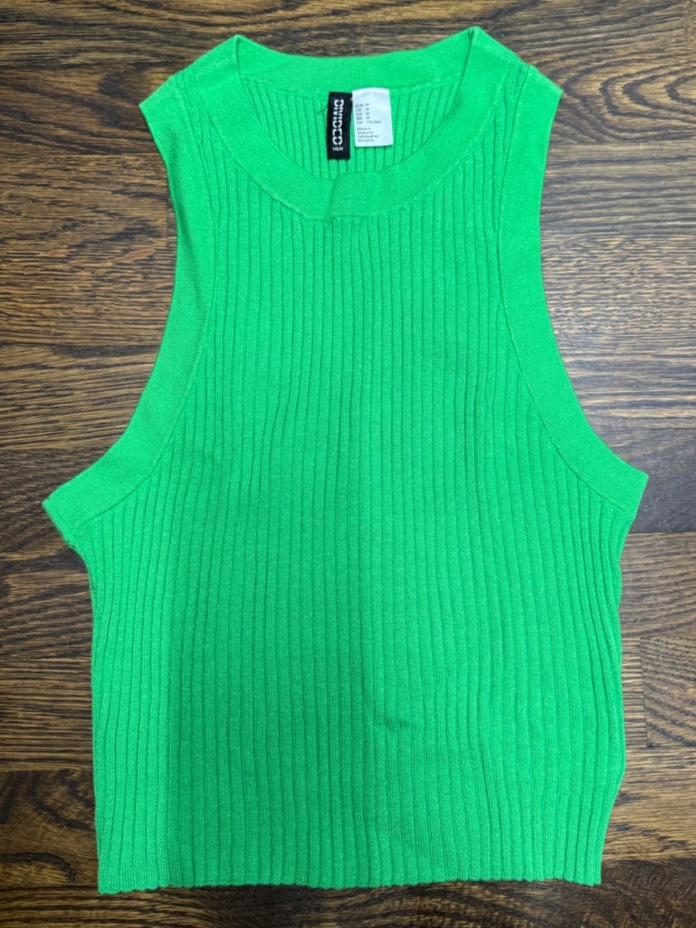 H&M NWOT Neon Green Ribbed Cropped Tank Top